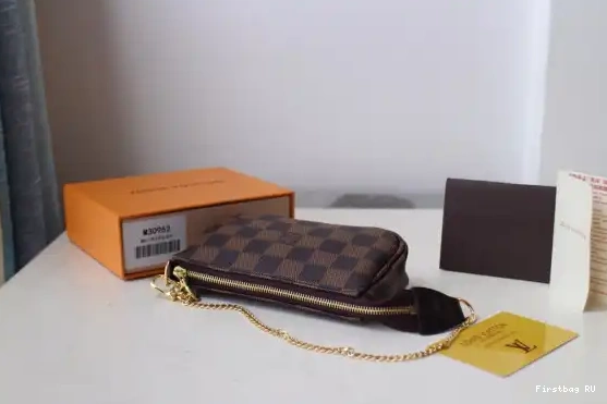 First bags ru POCHETTE LOUIS MINI ACCESSOIRES VUITTON 0612